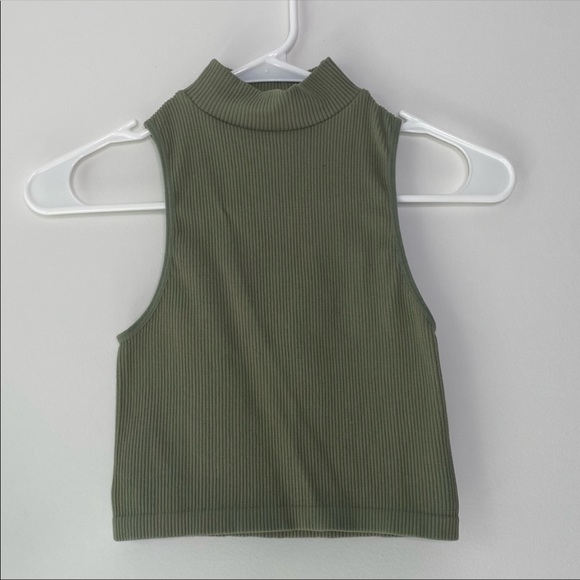 Zara Tops Zara Crop Top Turtle Neck Poshmark